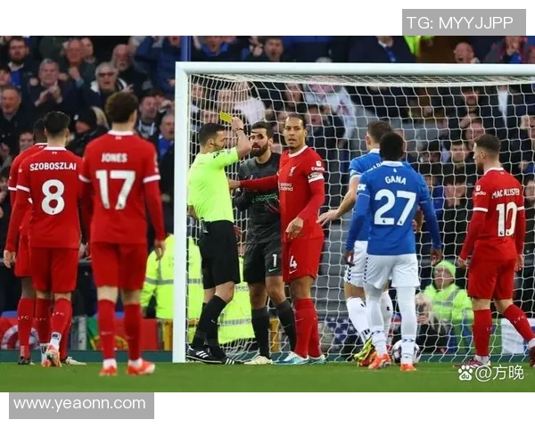 世界杯激战曼联与巴黎圣日耳曼平局战术解析与逆转瞬间回顾