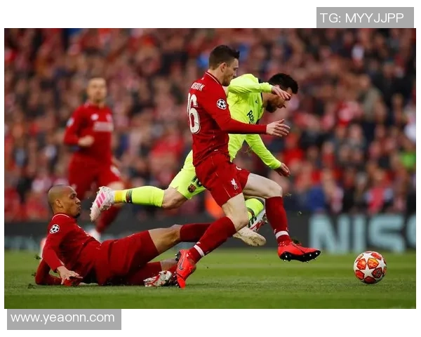 欧冠激战：利物浦4-0逆转巴黎圣日耳曼争议判罚引发全场沸腾