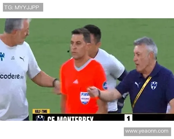 国米与利物浦友谊赛战平绝杀瞬间引发争议判罚全场沸腾