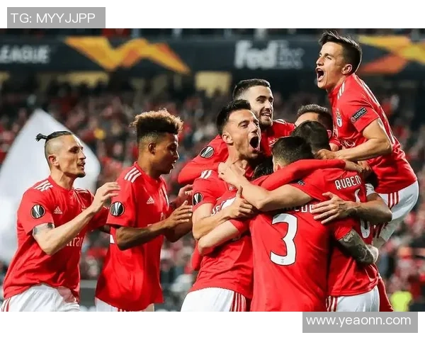 意甲焦点战:本菲卡与AC米兰激战成平红牌事件引发全场热议 意甲焦点战:本菲卡与AC米兰激战成平红牌事件引发全场热议